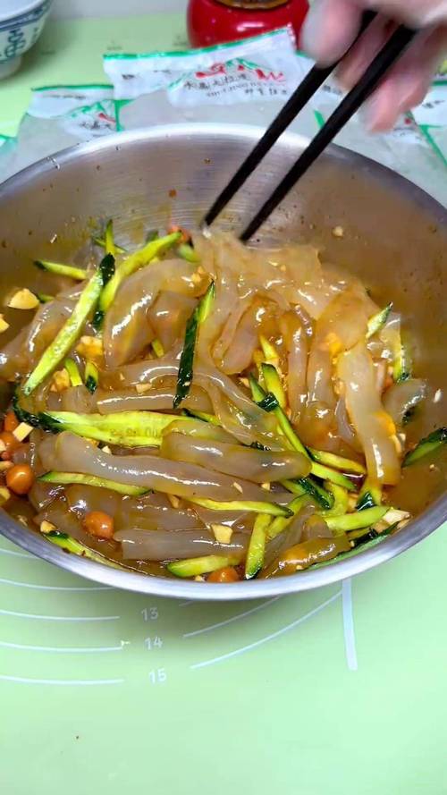 东北大拉皮的做法（自制东北大拉皮的做法）