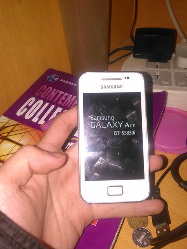 三星w589手机（三星5830i手机）