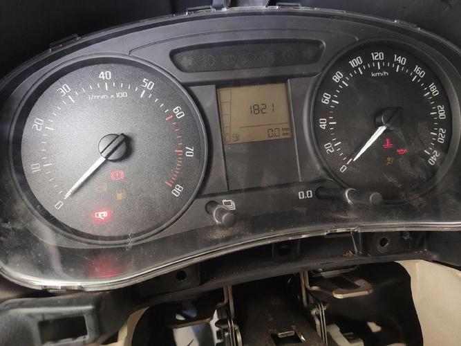 晶锐汽车(晶锐汽车仪表盘的各种指示灯代表什么)