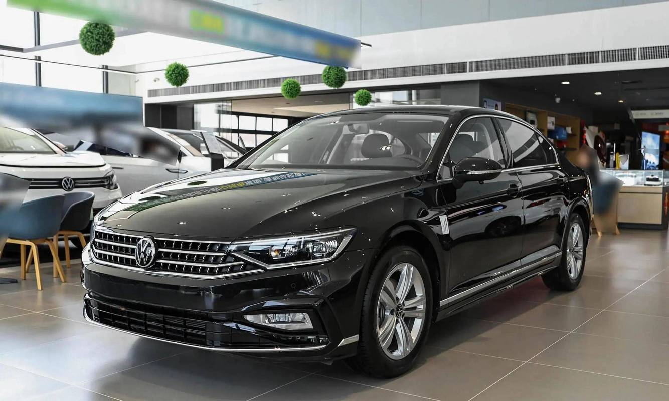 大众汽车迈腾（大众汽车迈腾视频）