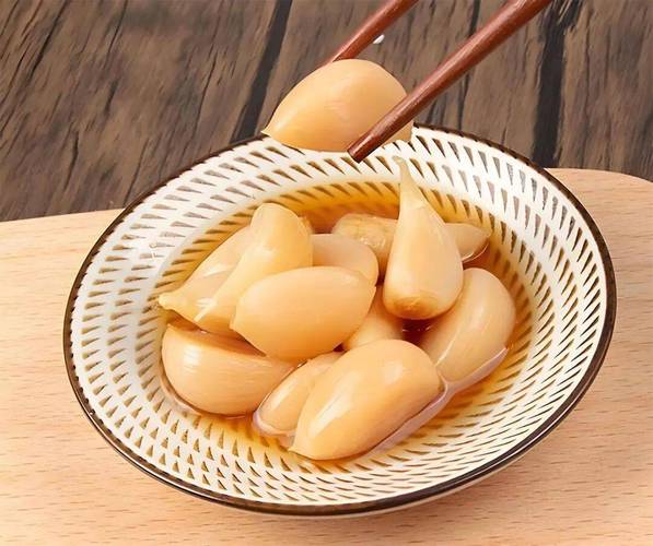 糖蒜的做法(糖蒜的做法和配方的全过程)