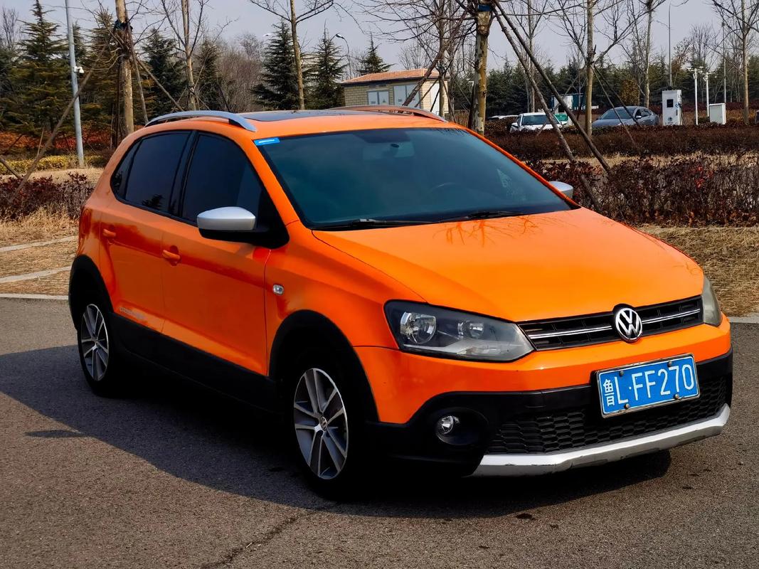 大众波罗汽车(大众波罗汽车图片)