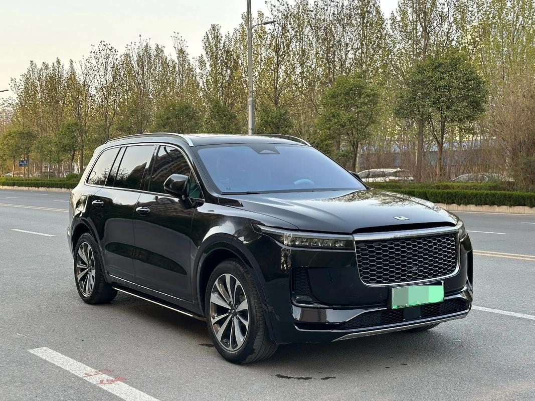 理想one汽车报价及图片(试驾免费预约入口)