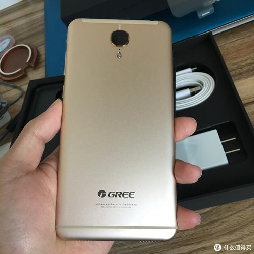 格力手机2（格力手机2屏幕比例）