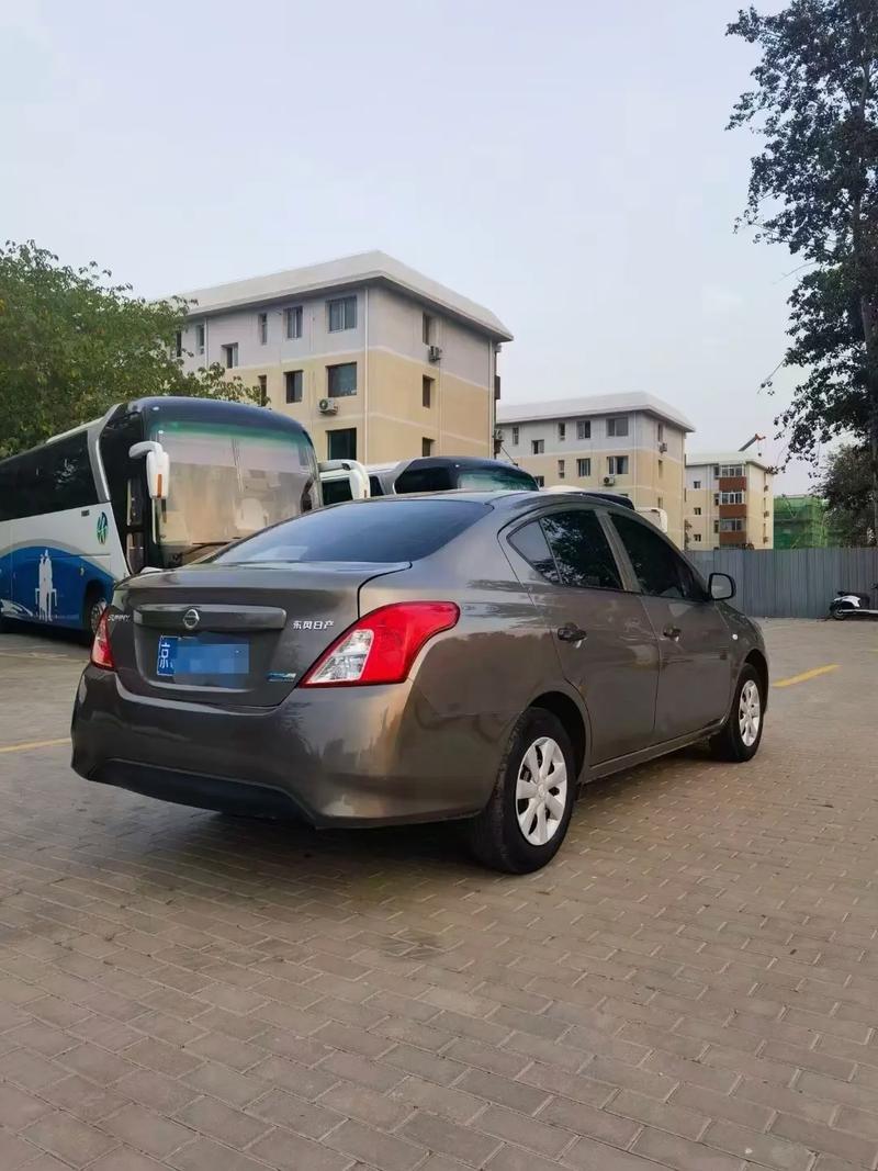 新阳光汽车（新阳光汽车19款）