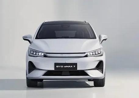 比亚迪e6纯电动汽车（2025款suv即将上市车型）