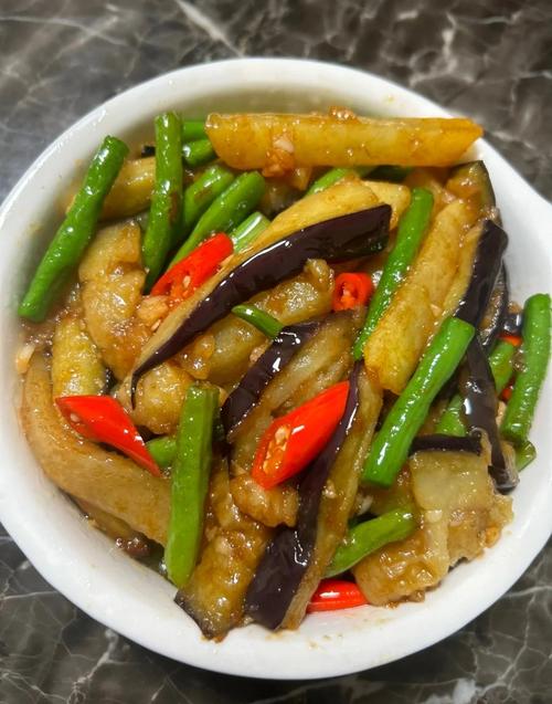 东北地三鲜的做法（东北地三鲜的做法家常做）